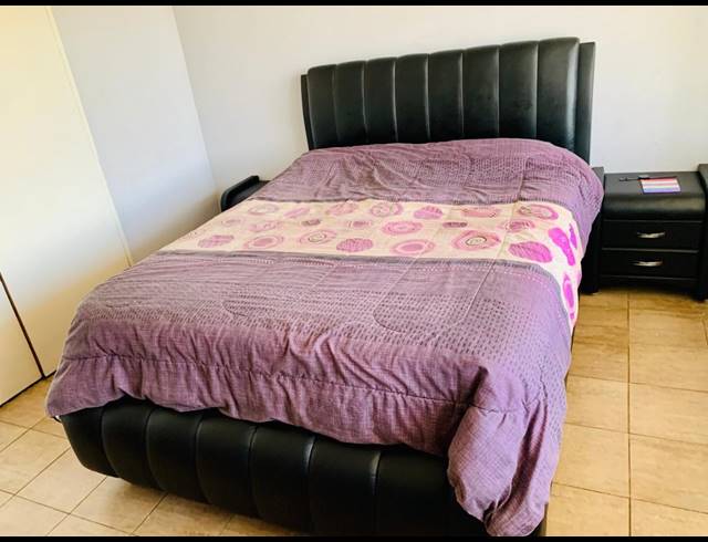 2 BEDROOM FLAT FOR SALE IN VANDERBIJLPARK CE 1